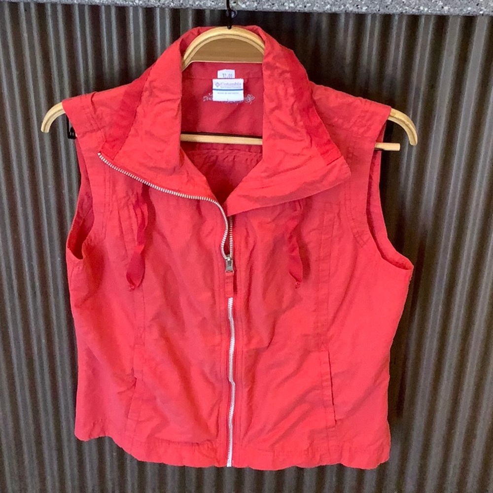 Large Columbia vest